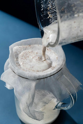 Benefits and Uses of Coconut Milk for Gut Health
