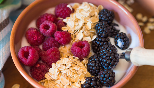 Effects of Oat Consumption on Gut Health: Top Foods and Benefits